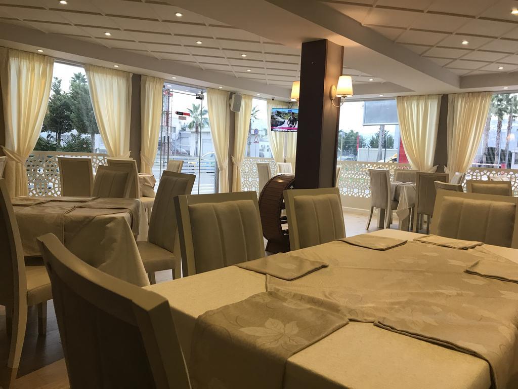 Hotel Jurgen Rinas Εξωτερικό φωτογραφία